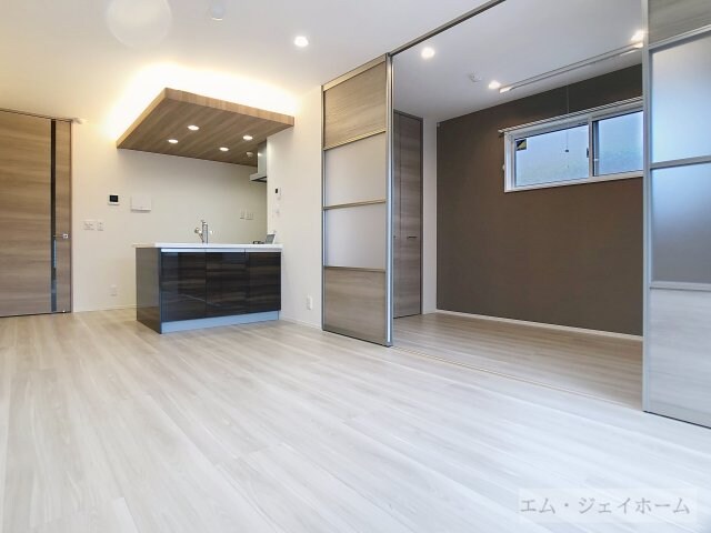  Ｄ－ＲＯＯＭ 東矢倉