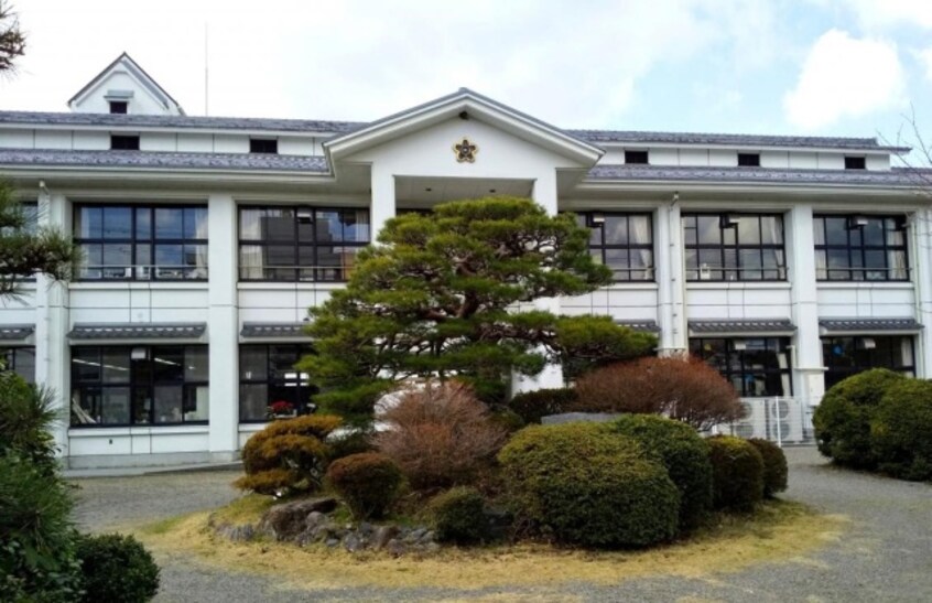 小学校まで900m※日野町立日野小学校 レフレール