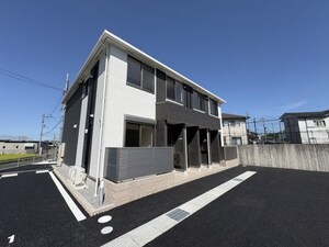 Ｆａｍｉｌｌｅ　Ｈａｎｅｋａ　Ｂ