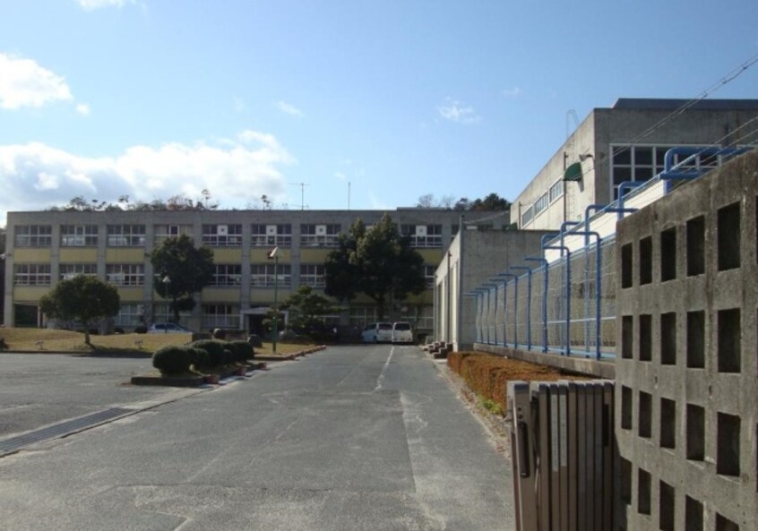 小学校まで700m※湖南市立菩提寺小学校 Chambre