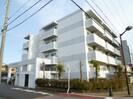 フラワー3番館の外観