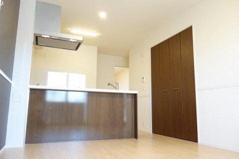  メゾン　デ　ソレール