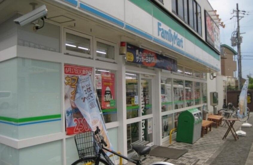 コンビニまで600m※ファミリーマート　野路中央店 ピーチハイム福井