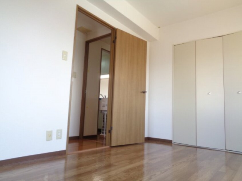  コスミックルーム21