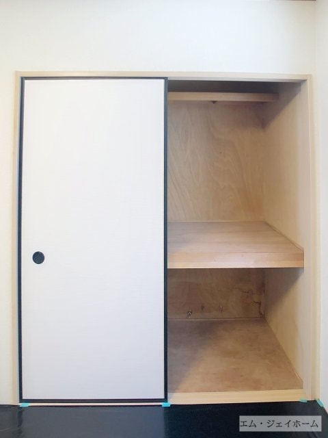  レジデンス宝積