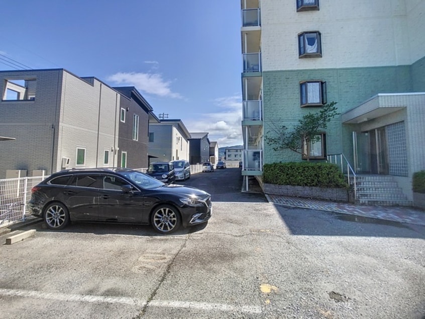  サンハイツ南志賀