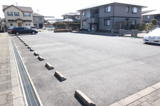  ロイヤルシャトー　F棟