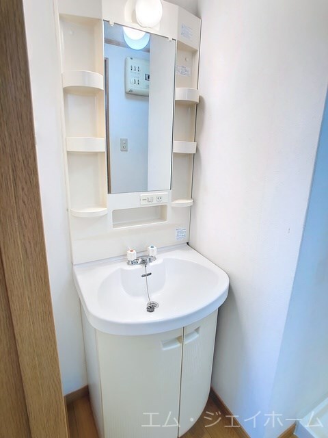  フラワー５番館