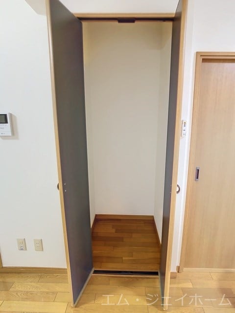  フラワー５番館