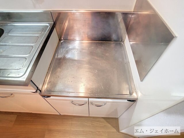  メゾンアデュール