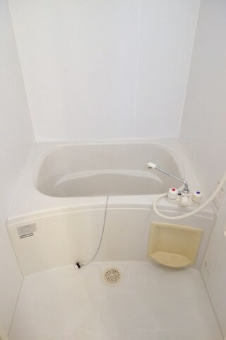  ファミールコート