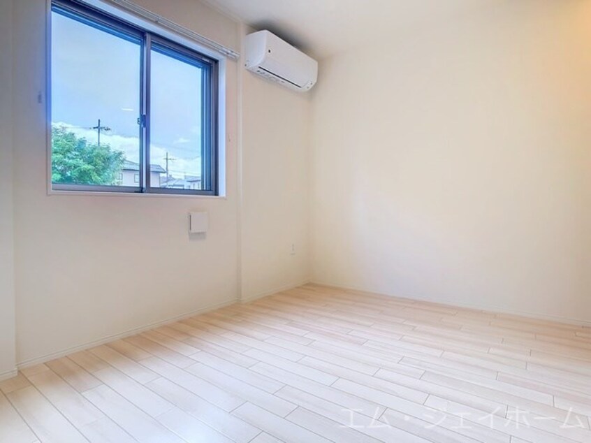  CHESTNUTS（チェスナッツ）