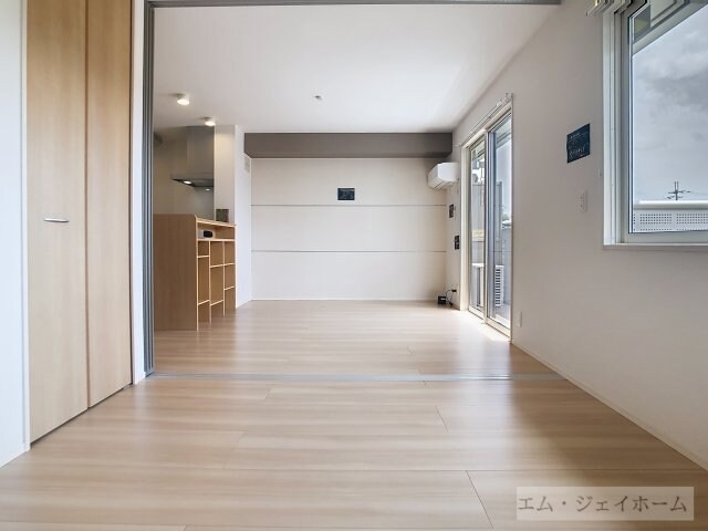  シャーロット水口　B