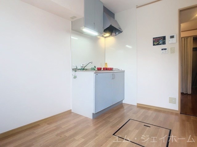  ミナミ大路ハイツ　Ａ