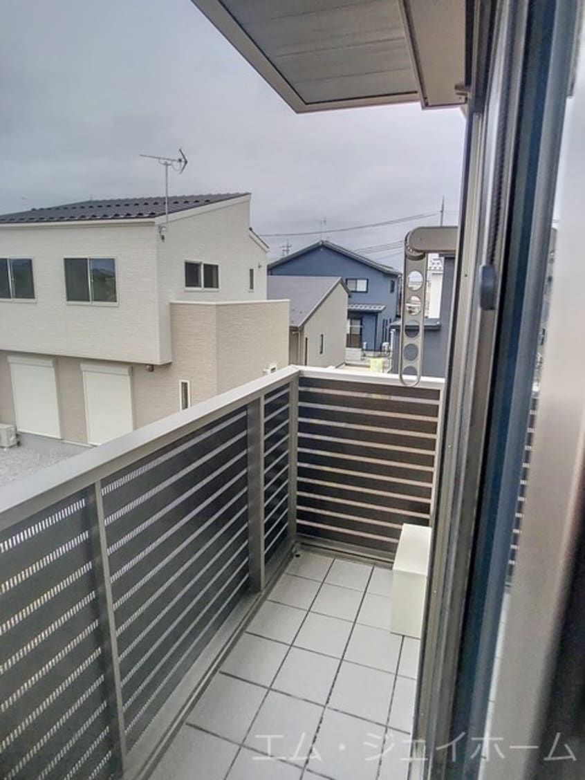  ノルウェジアンウッド室町