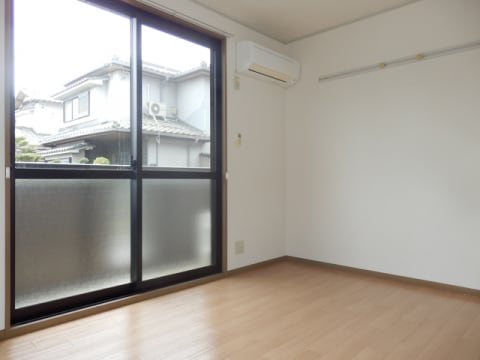  コートパル守山