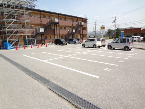  山東アパート１