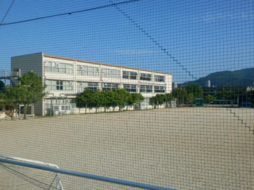 中学校/中等教育学校まで800m※大津市立皇子山中学校 ラポート西大津