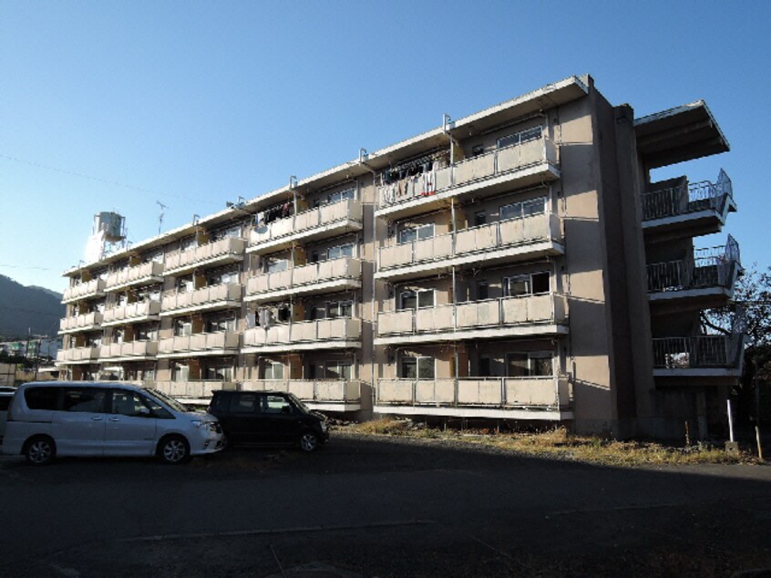  ヴィラナリー石山寺Ⅰ