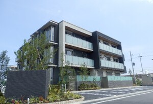 シャーメゾン　レーブ