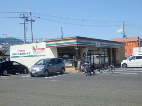 コンビニまで300m※セブン－イレブン　琵琶湖大橋西口店 コンフォートＭ