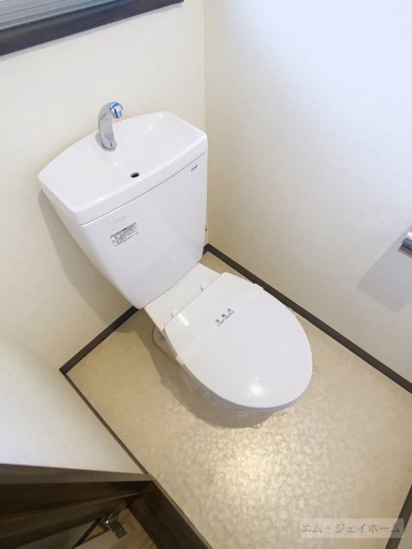  ハイツアカツキ