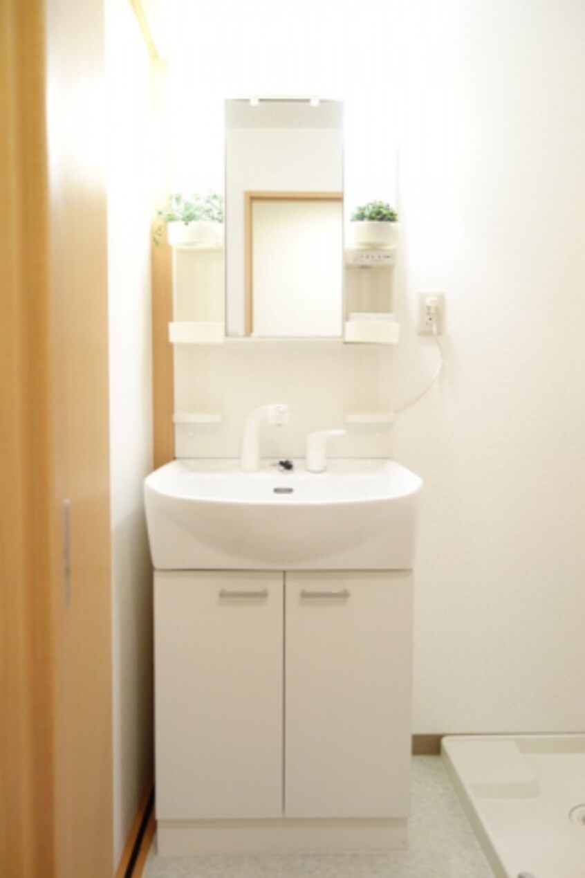  シャトレー参番館