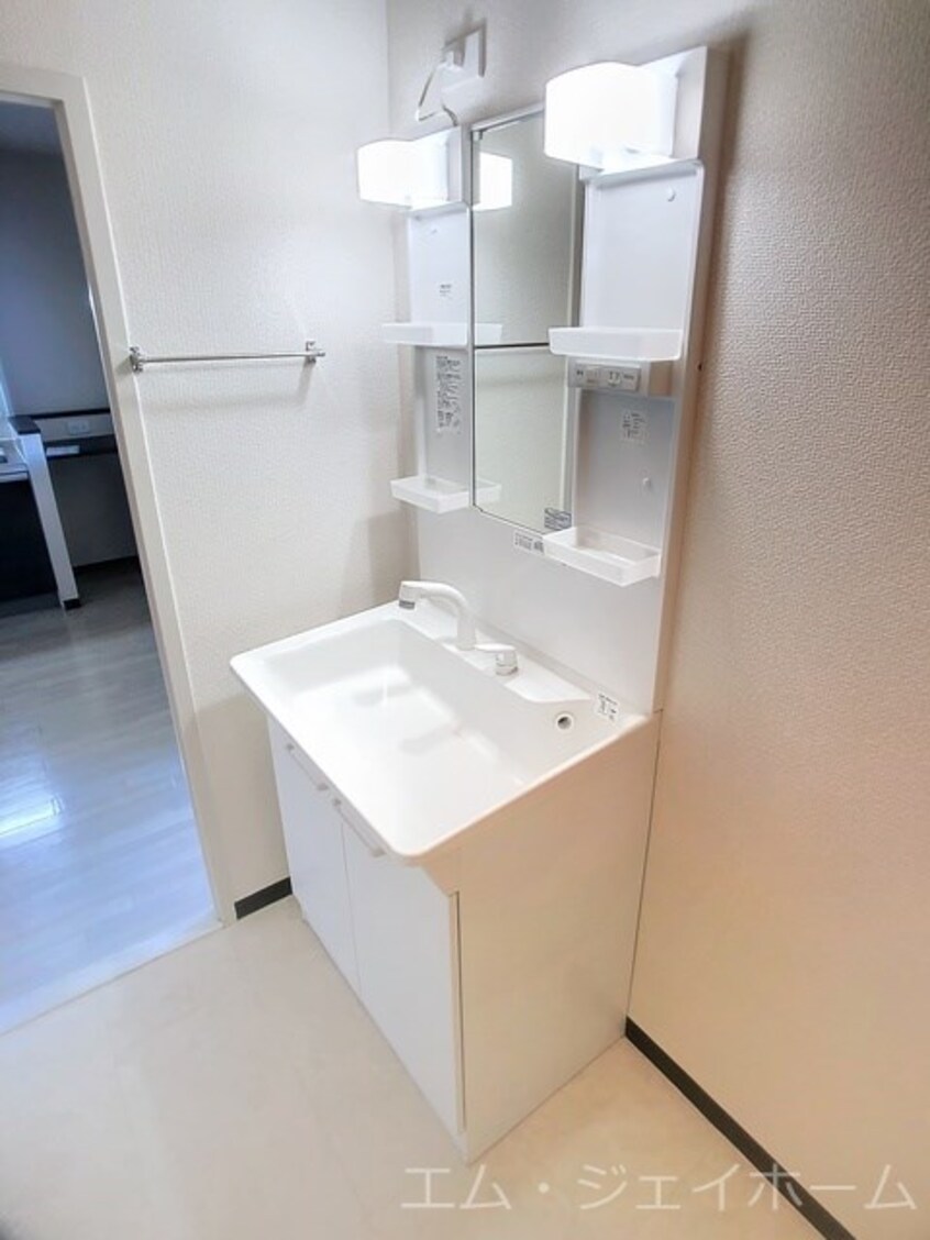  サンハイツ南志賀