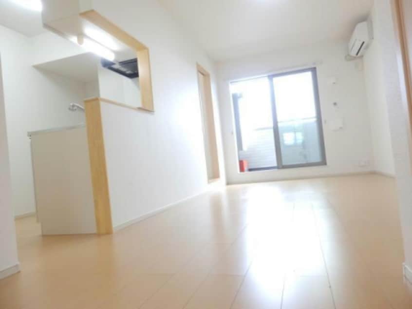  メルシーガーデン坂本