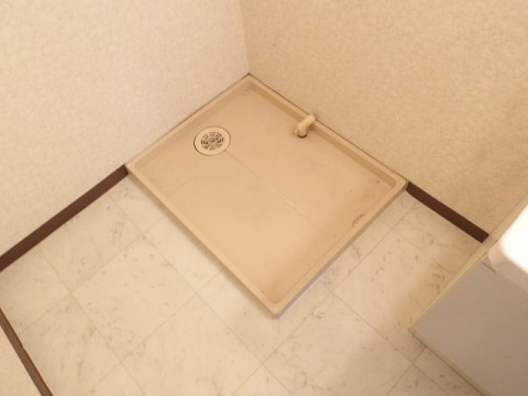  ファミール北川