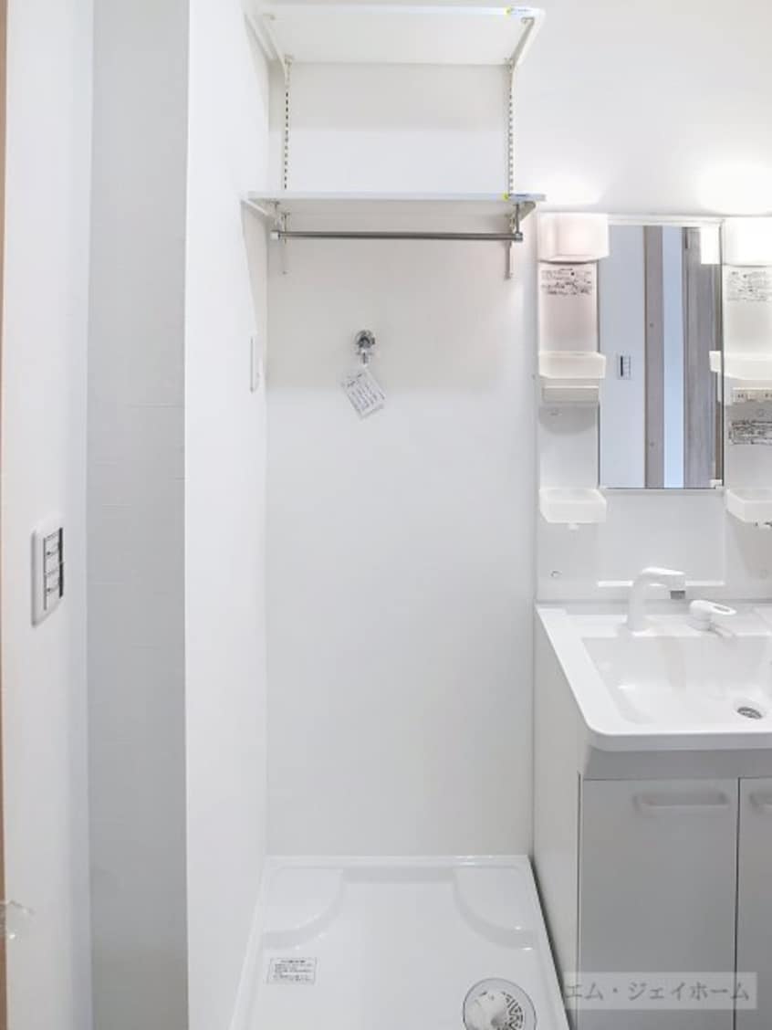  メゾンびわこ大橋