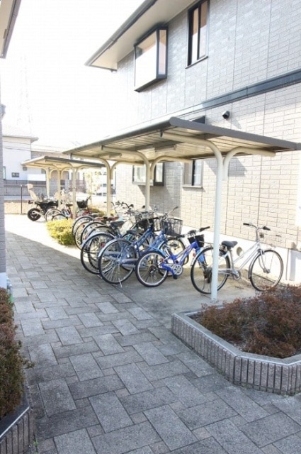  ロイヤルシャトー　F棟