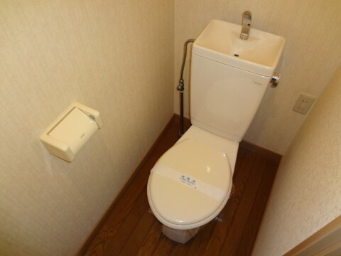  サンパレス白鳥