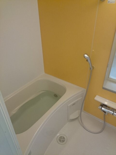  ベストウォール篠原