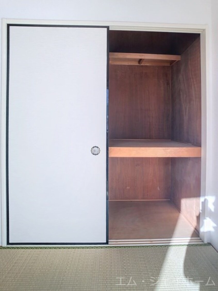  サラナフラット