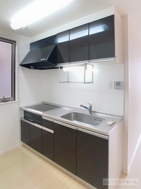  グラン　ジュテ　Ｓ