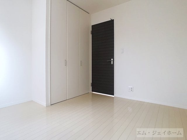  グラン　ジュテ　Ｓ