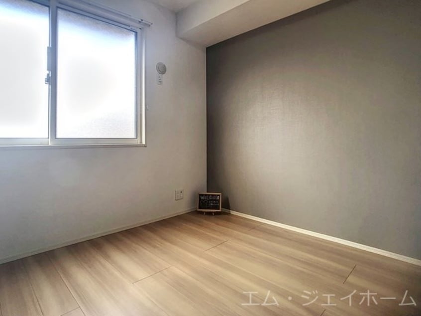  シャーロット水口　A