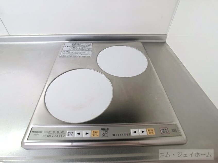  ソーラーＱ．Ｂ．Ｔ．