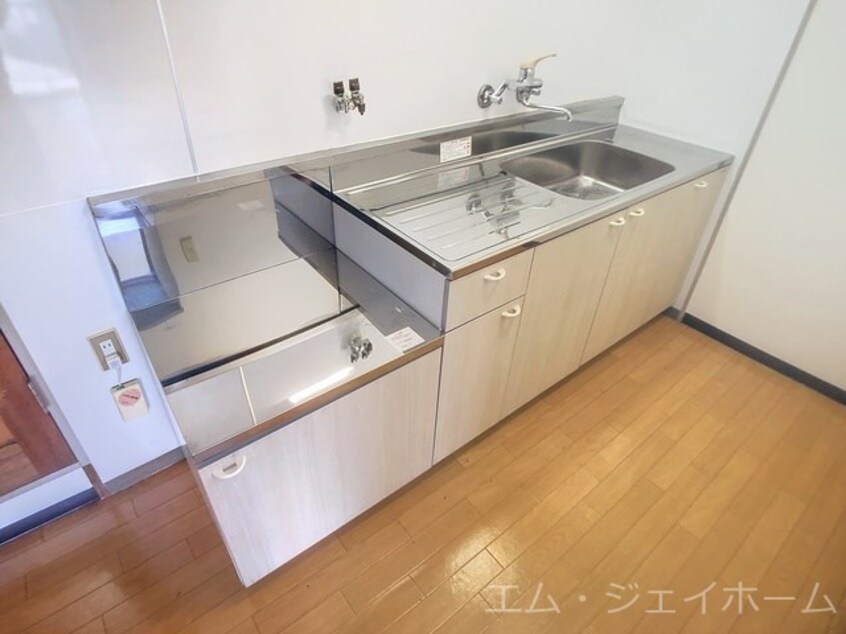  ベルパーク三陽