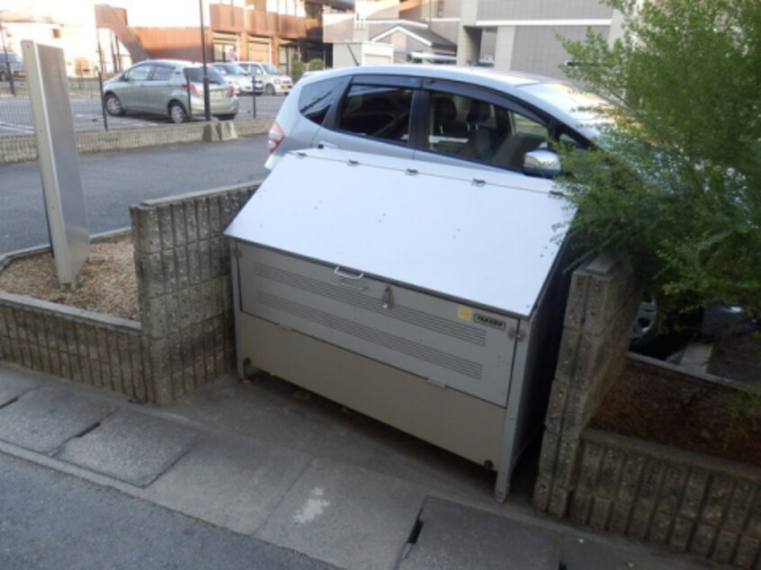  ブロッサムハウス