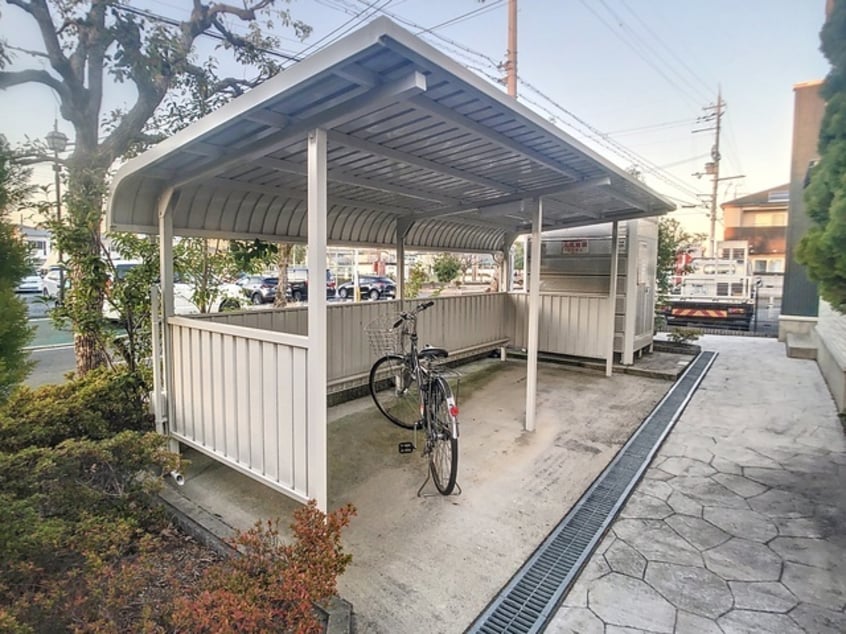  レセンテ出町　A棟