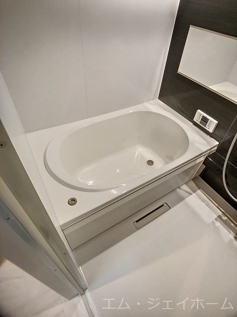  ノルウェジアンウッド室町