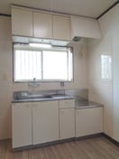  ハイネスグリーン貴生川