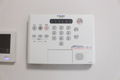  Ｃｏｚｙ　Ｃｏｕｒｔ竹中