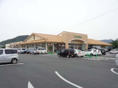 スーパーまで2700m※フレンドマート安土店 アルヴィータ