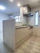  Lucent本堅田