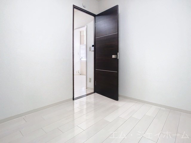  クレセール里内