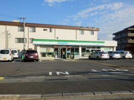 ファミリーマート　大津唐崎一丁目店