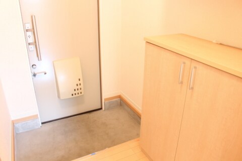  シャーメゾン　リーリエ